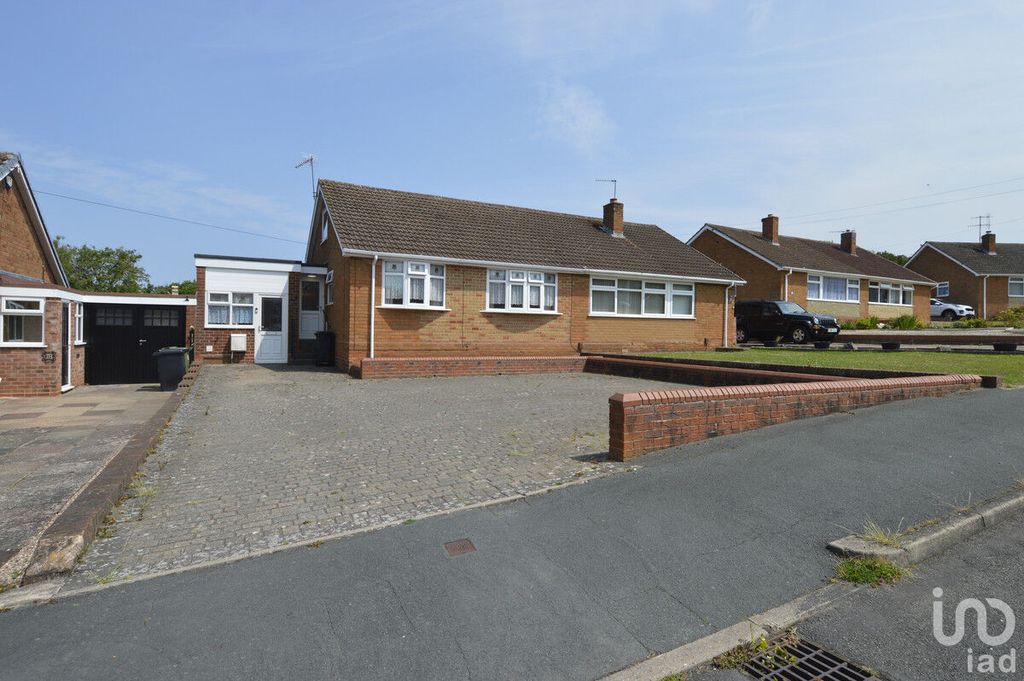 Property photo 1 of 37