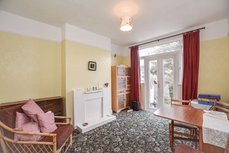 Property photo 3 of 16 Photo 6