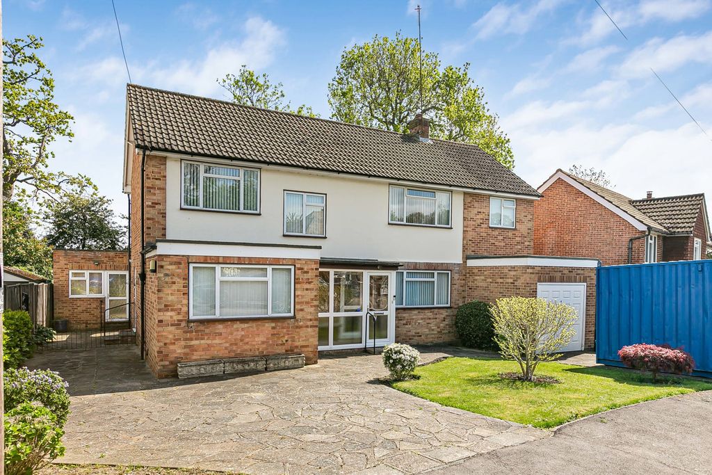 Property photo 1 of 27 Exterior