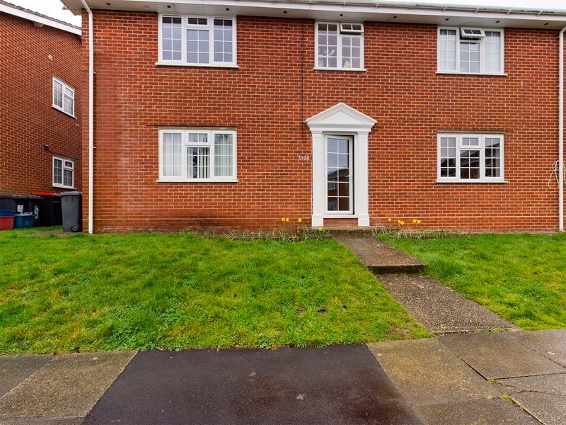 Property photo 1 of 7 Photo 3