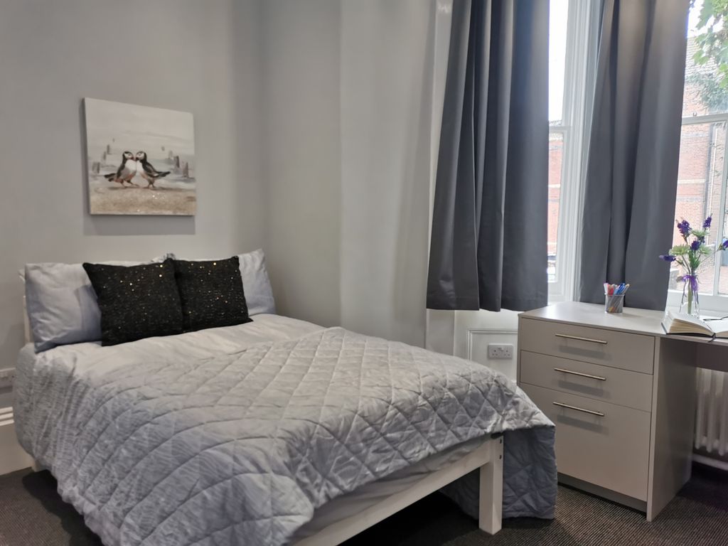 Property photo 1 of 5 Property Photo