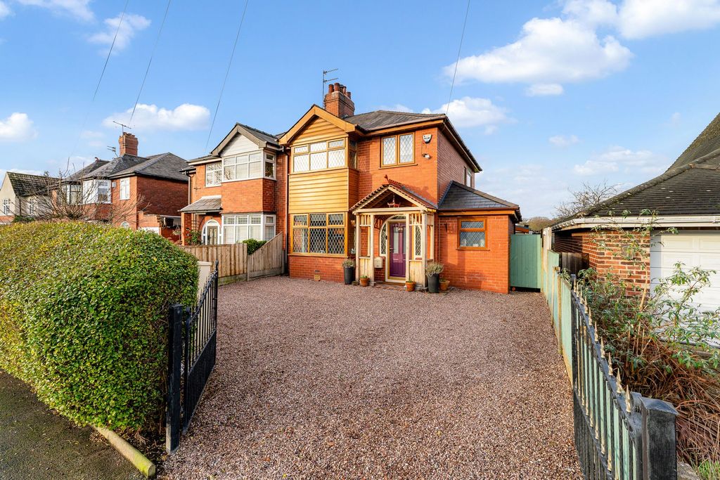 Property photo 1 of 33