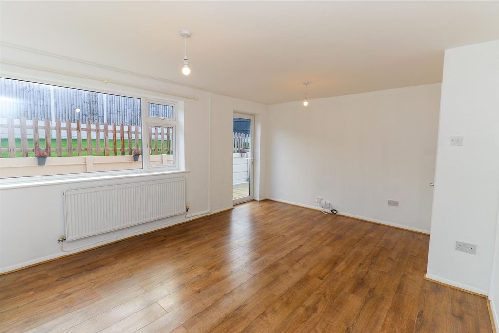 Property photo 3 of 24 Img_9245.Jpg