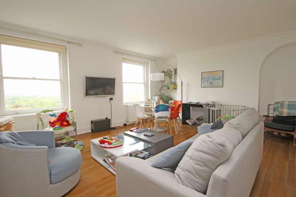 Property photo 2 of 4