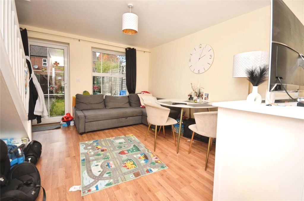 Property photo 3 of 12 Picture No. 05