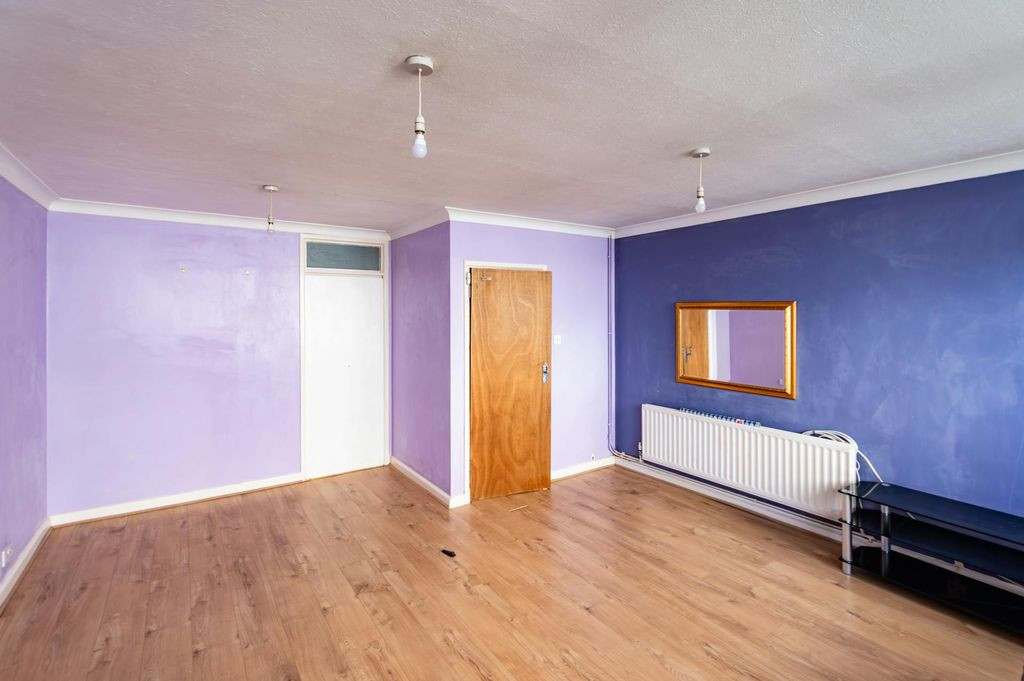 Property photo 3 of 4 7.Jpg