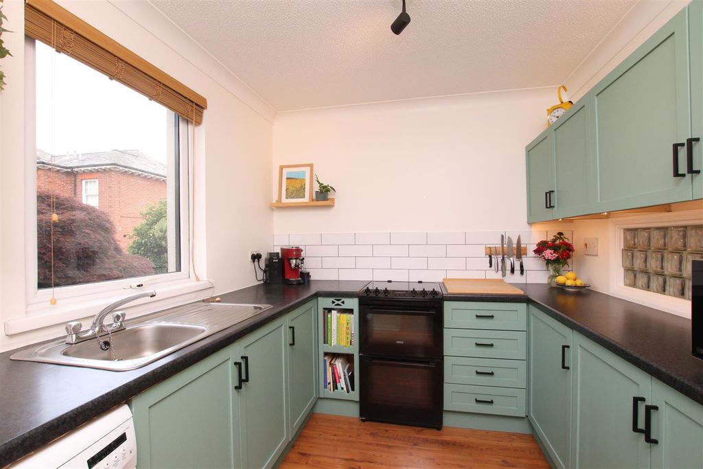 Property photo 2 of 14 Kitchen.Jpg