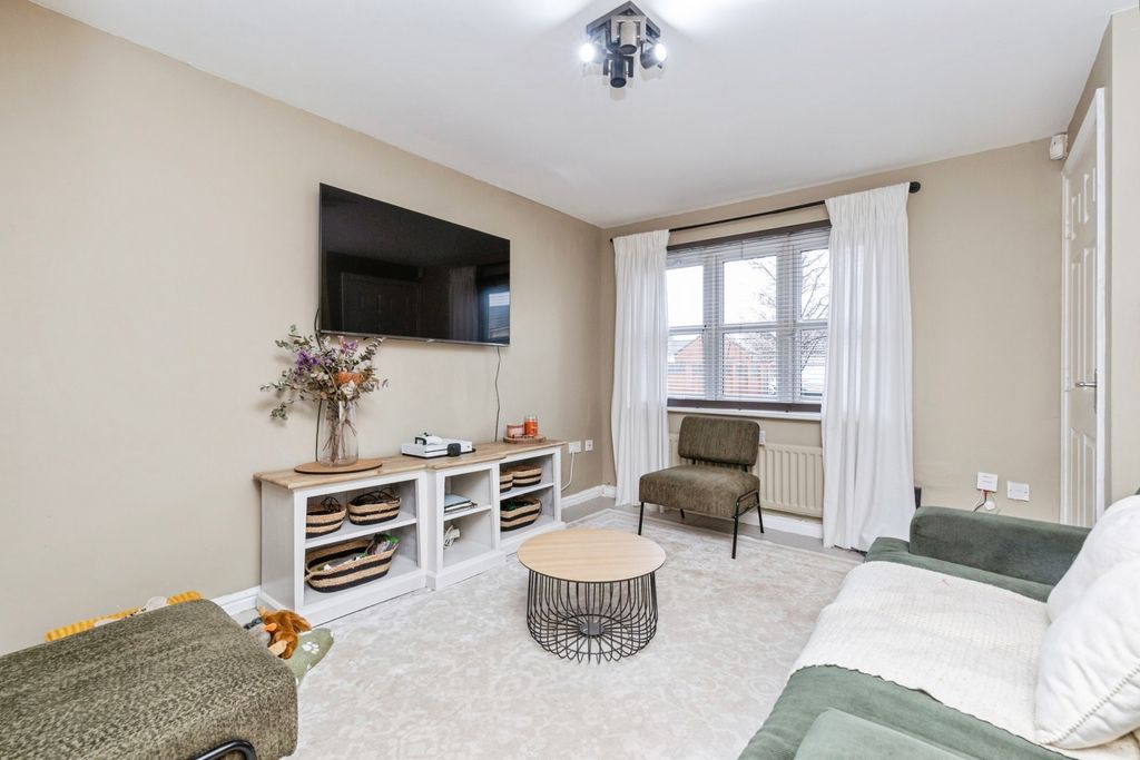 Property photo 2 of 18 Pbox-Img.Jpg