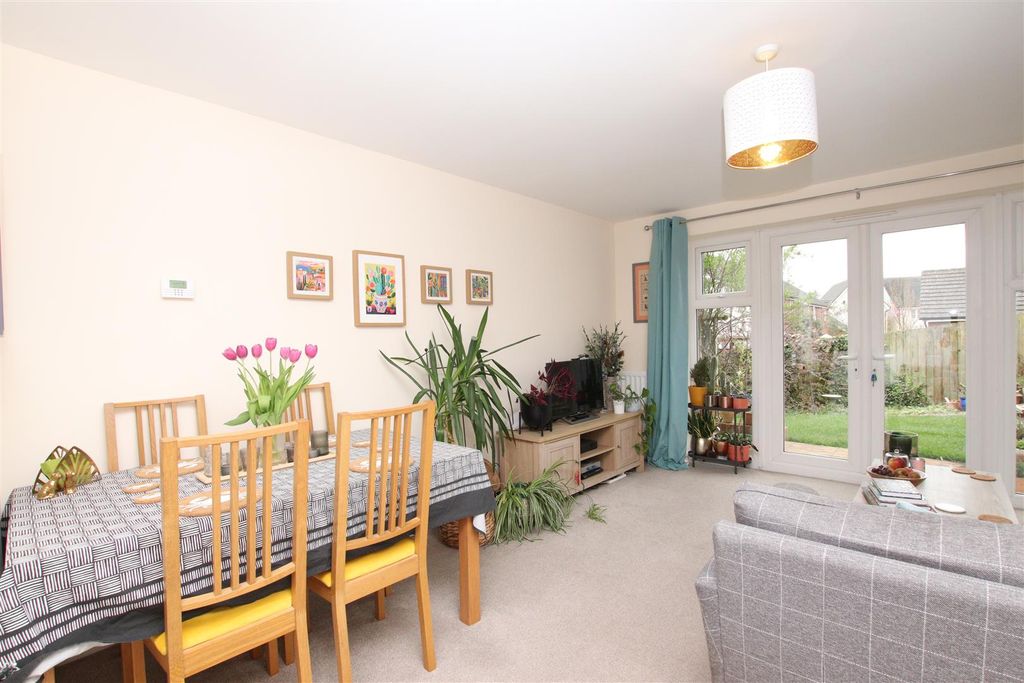 Property photo 3 of 16 Dining Room.Jpg