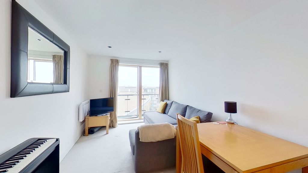 Property photo 2 of 8 Open Plan Lounge