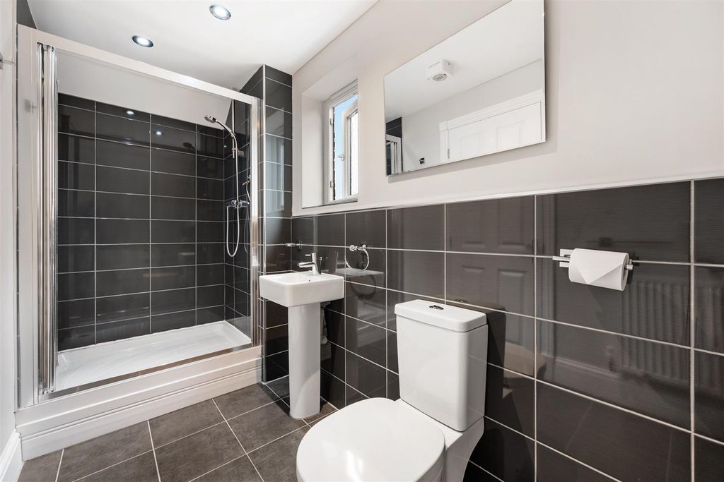 Additional image 19 of 6 bed detached house to rentAspen Drive, Scarcroft, Leeds LS14