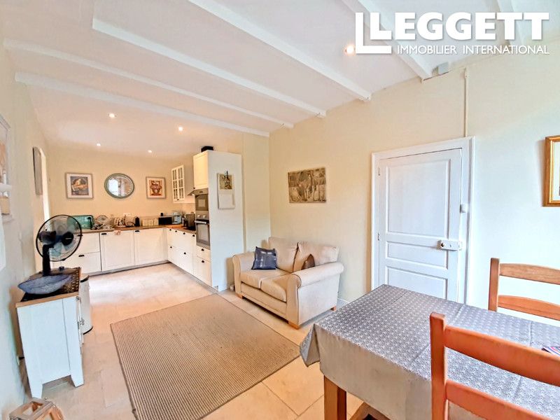 Property photo 3 of 10