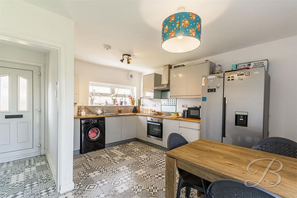 Property photo 3 of 26 Ccltd-6.Jpg