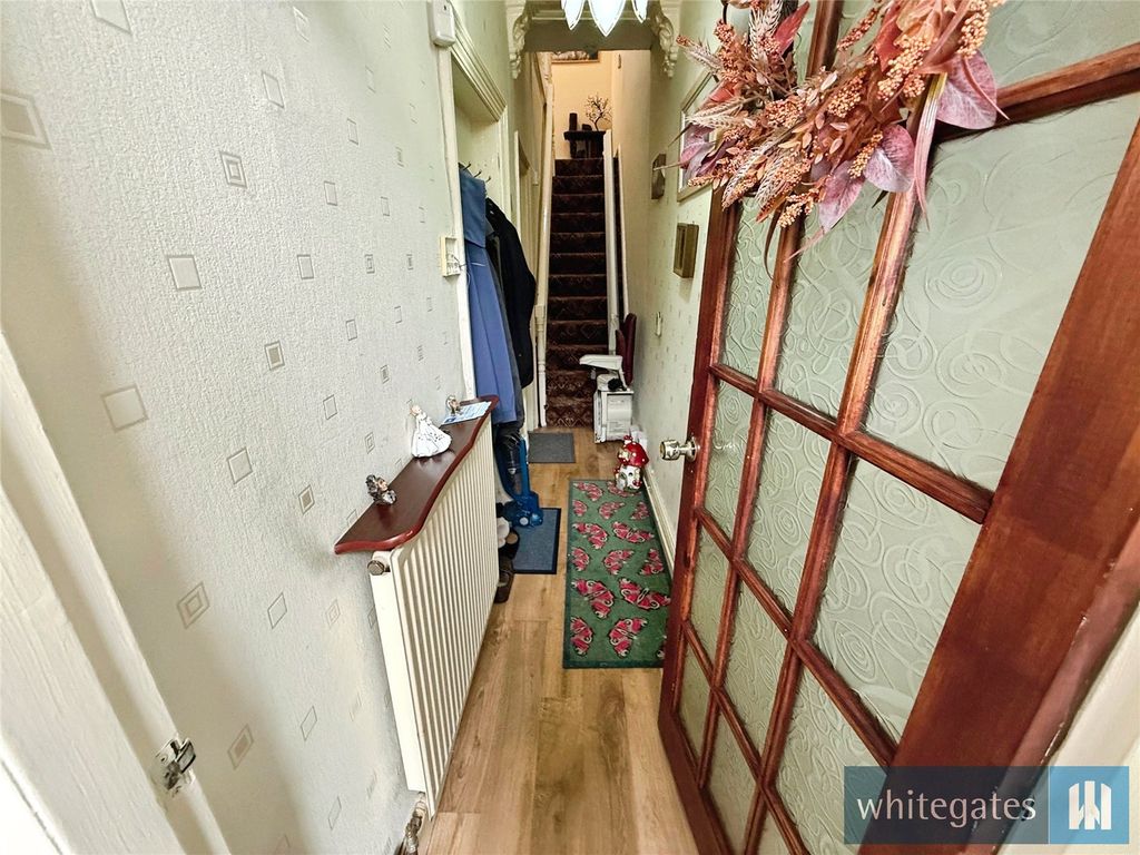 Property photo 3 of 20 Picture No. 02