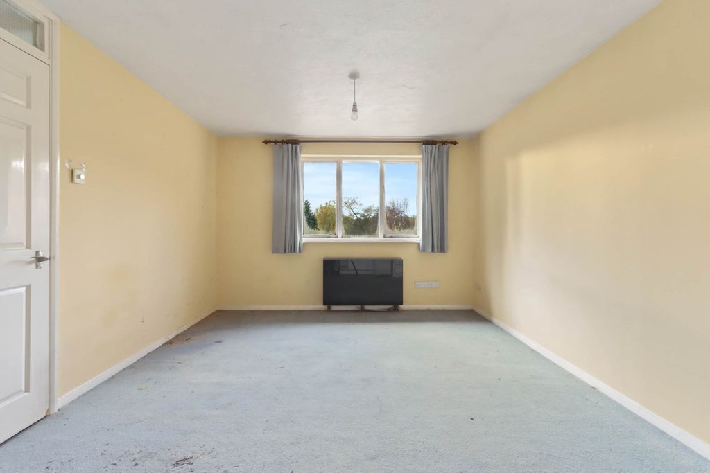 Property photo 2 of 4