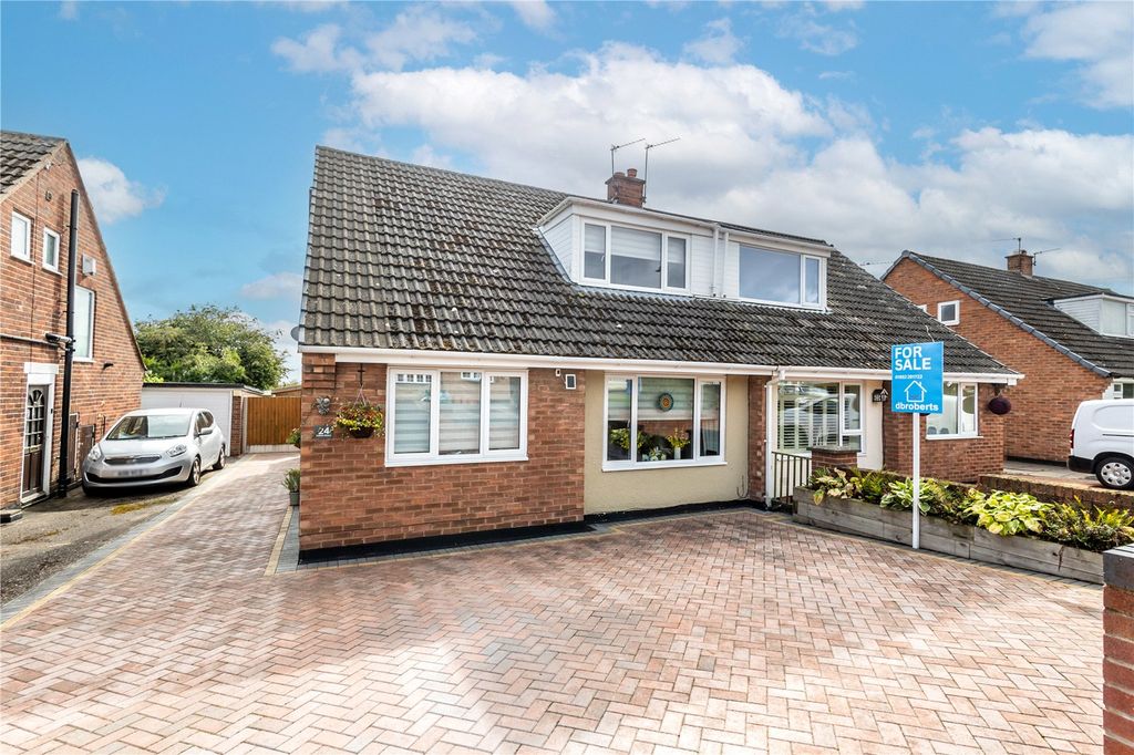 Property photo 1 of 48 Picture No. 07