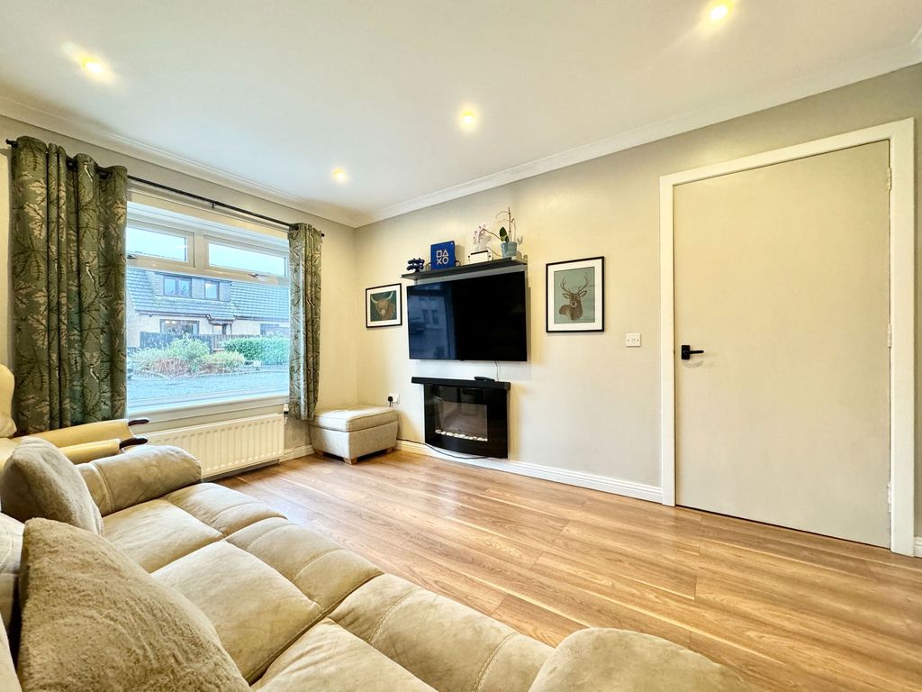 Property photo 3 of 26