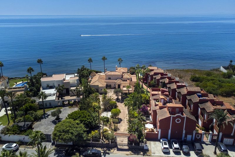 Property photo 1 of 48