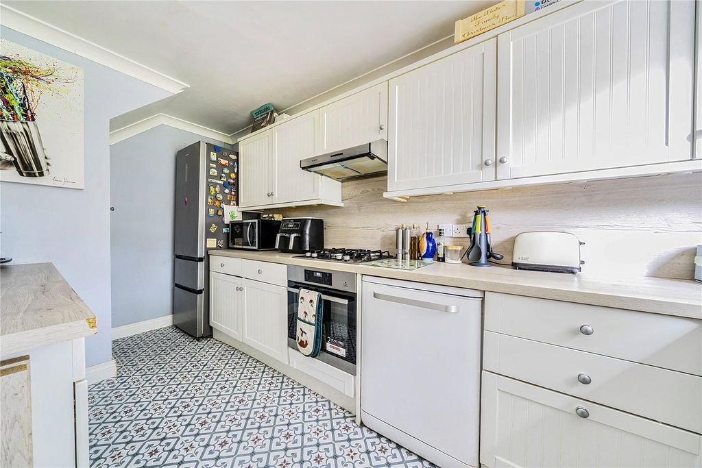 Property photo 3 of 22 Picture No. 06