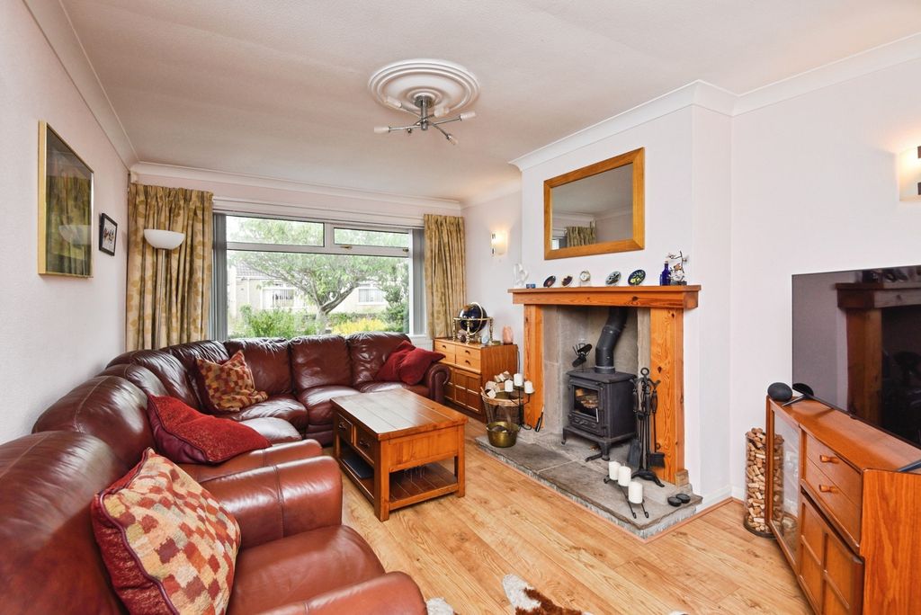 Property photo 3 of 20 Pbox-Img.Jpg