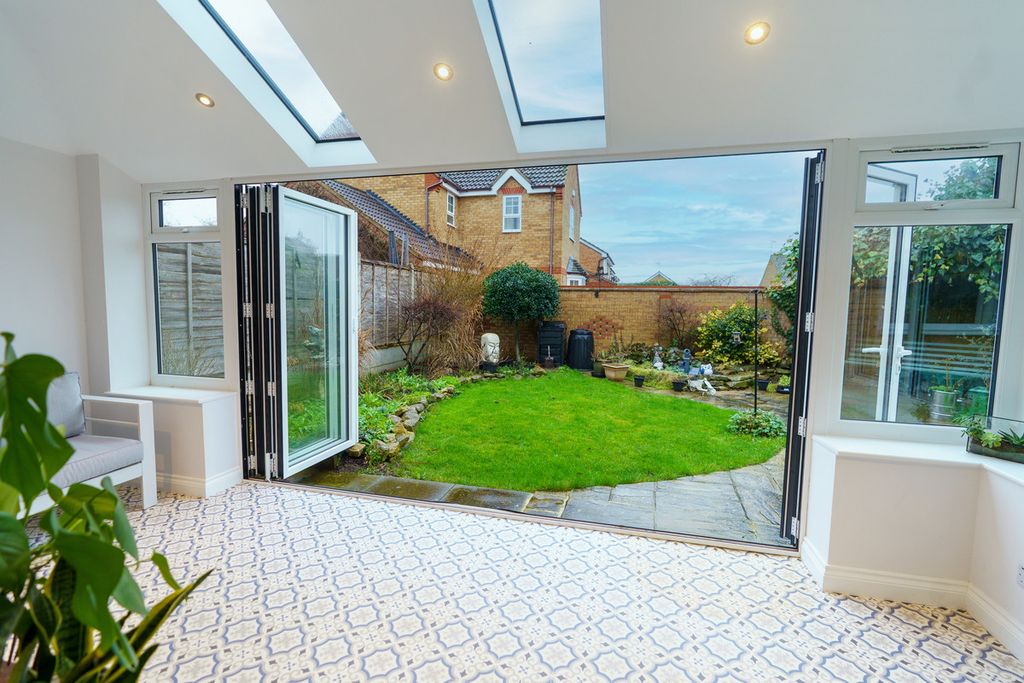 Property photo 3 of 9