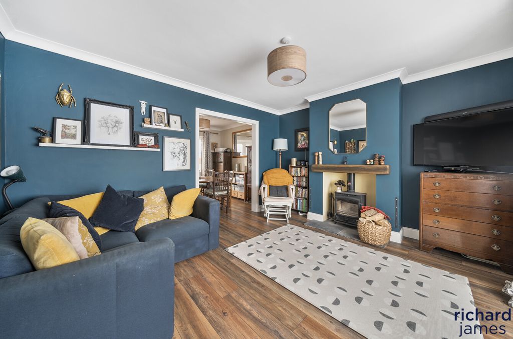 Property photo 3 of 13 9d0F93Cf94114De9B9B556E0E75571d3