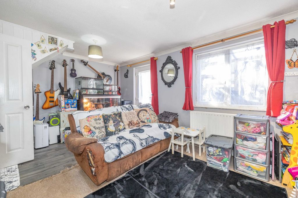 Property photo 2 of 10 Picture 2