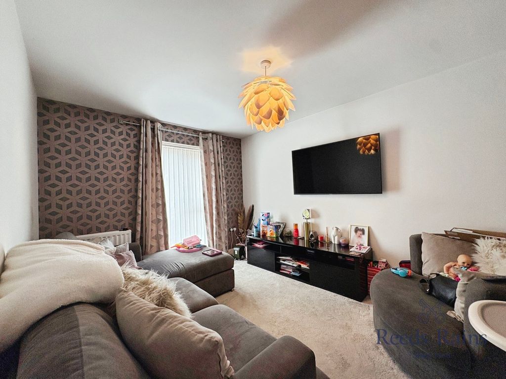 Property photo 3 of 13 Picture No. 06