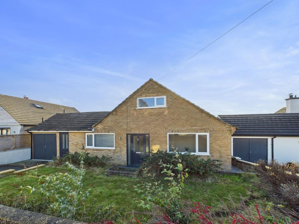 Property photo 1 of 39 Outside & Parking