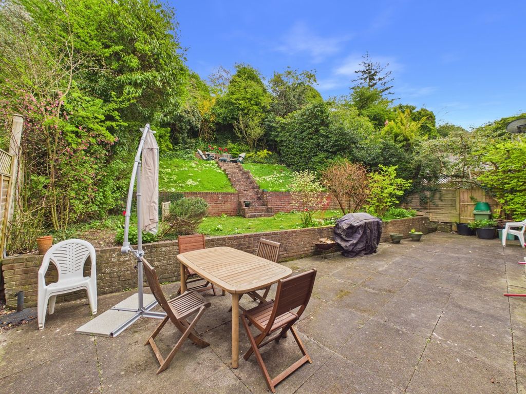 Property photo 3 of 22 Garden