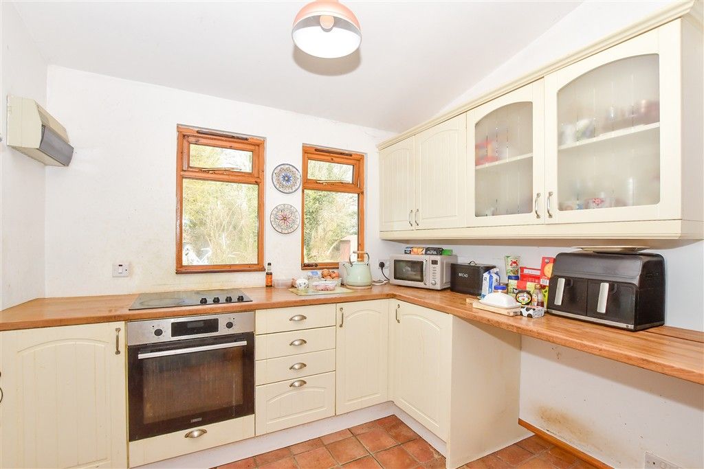 Property photo 3 of 10 Kitchen/Diner