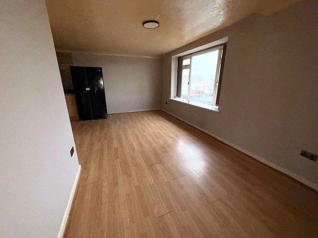 Property photo 2 of 6 Picture No. 03