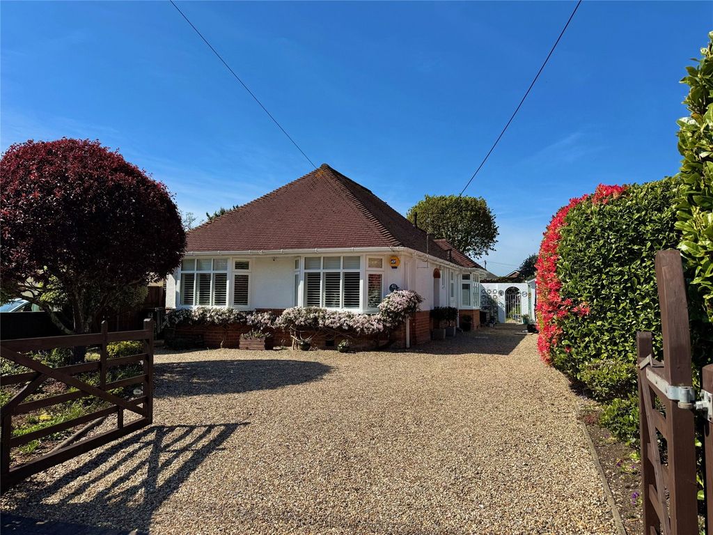 Property photo 1 of 16 Picture No. 22