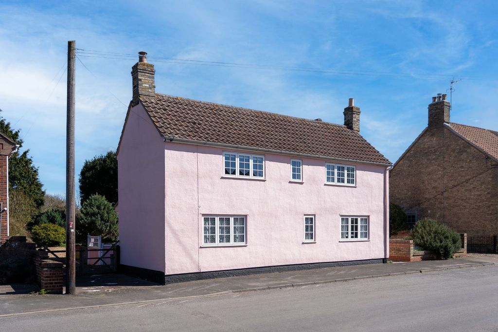 Property photo 1 of 30