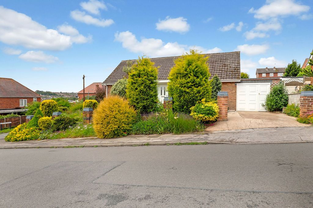 Property photo 1 of 13