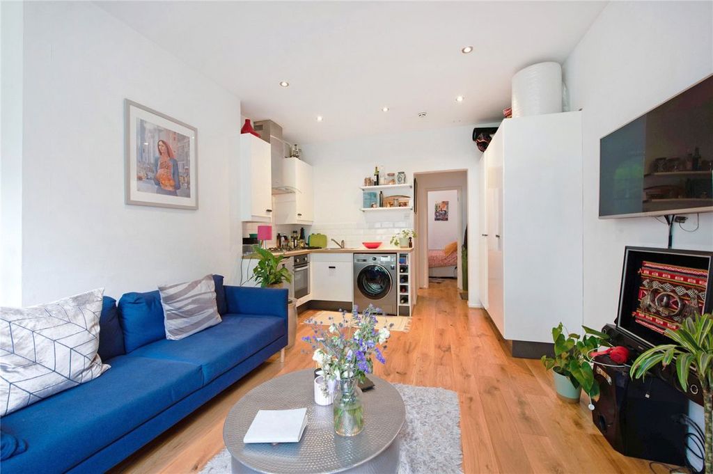 Property photo 1 of 6
