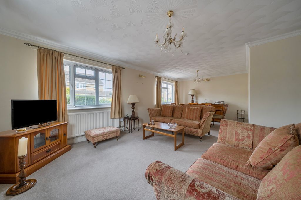 Property photo 2 of 15 149927317