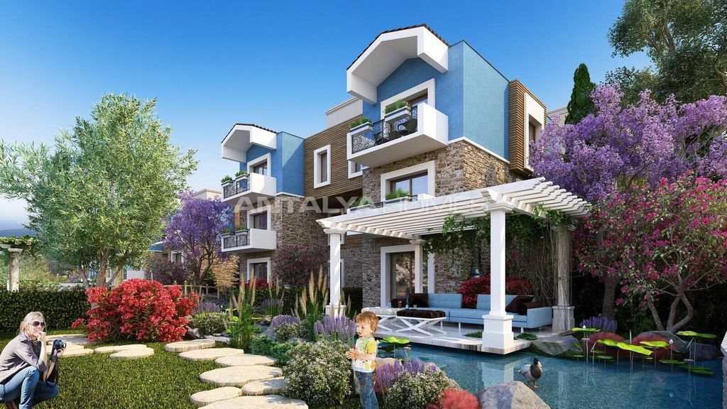 Property photo 2 of 32