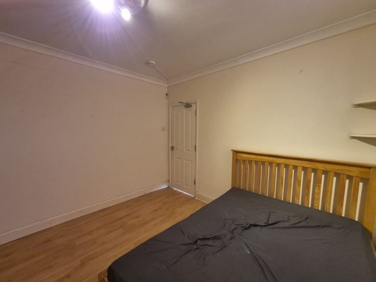 Property photo 1 of 3