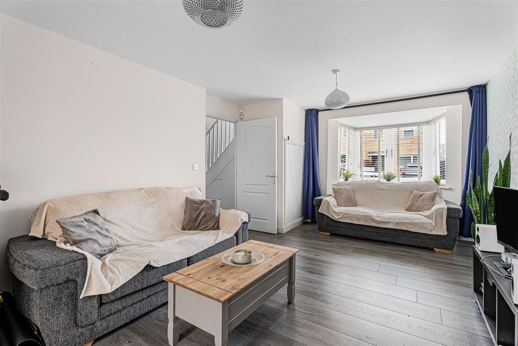 Property photo 3 of 24 3_74732.Jpg