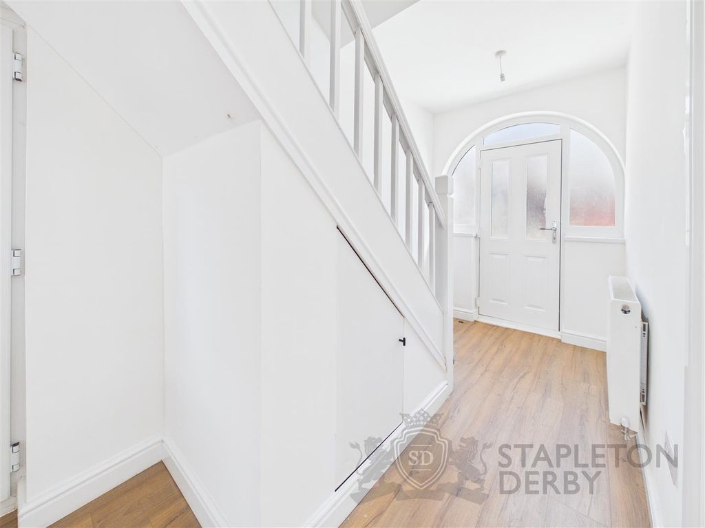 Property photo 2 of 14 Cam04645G0-Pr0040-Still002.Jpg