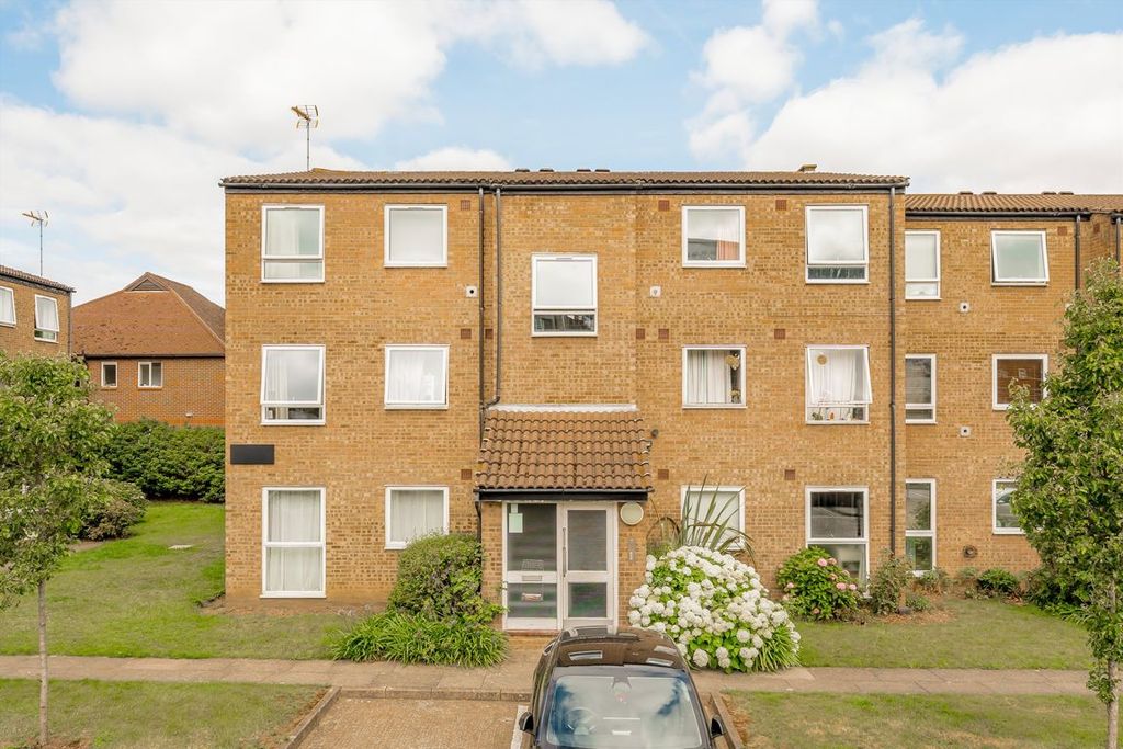 Property photo 1 of 7