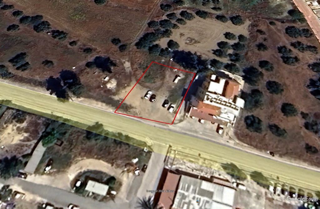 Property photo 1 of 2