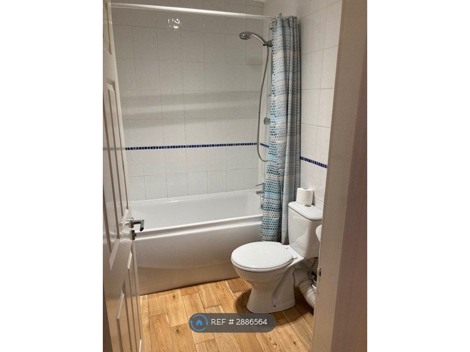 Property photo 3 of 5 Bathroom