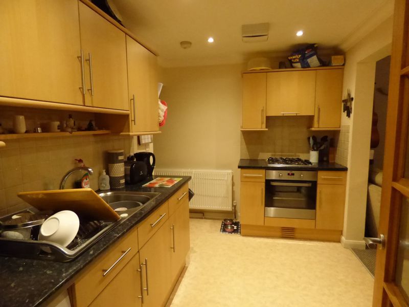 Property photo 3 of 10 Photo 12