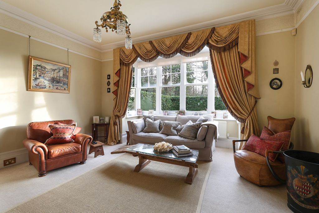 Property photo 3 of 20 Picture No. 05