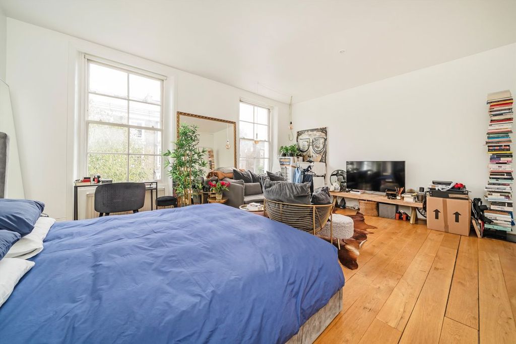 Property photo 3 of 5