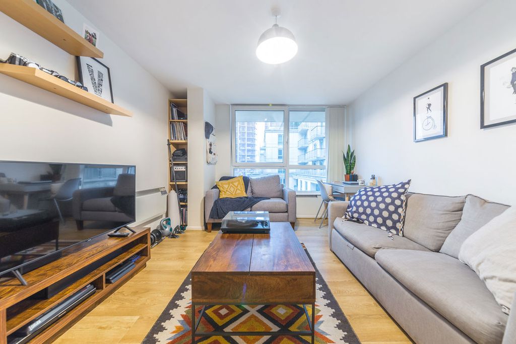 Property photo 1 of 5