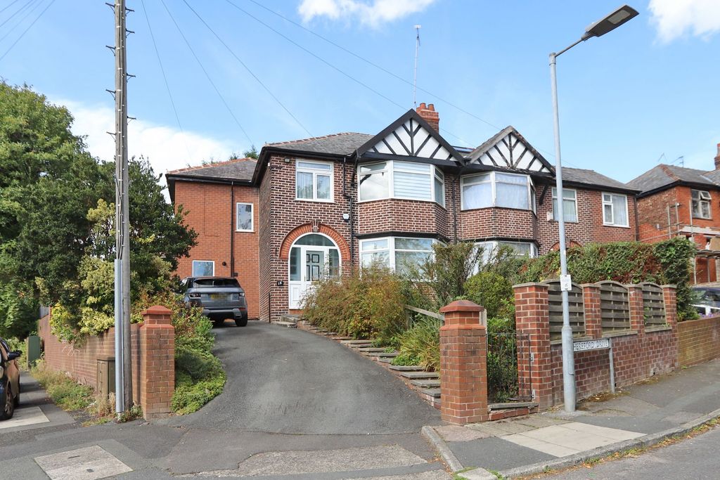 Property photo 1 of 25