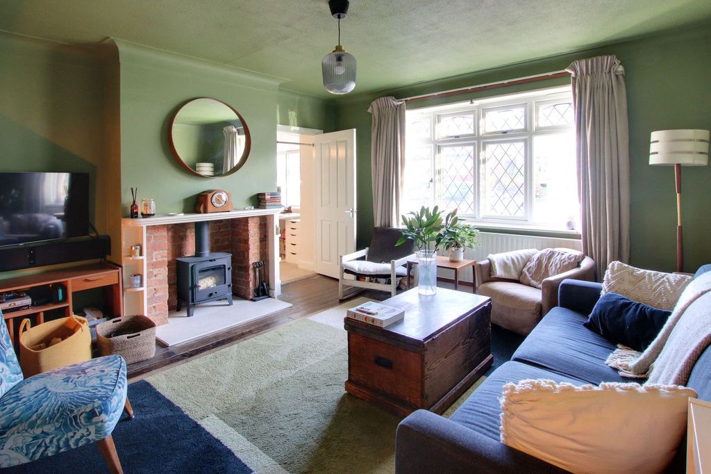 Property photo 2 of 13